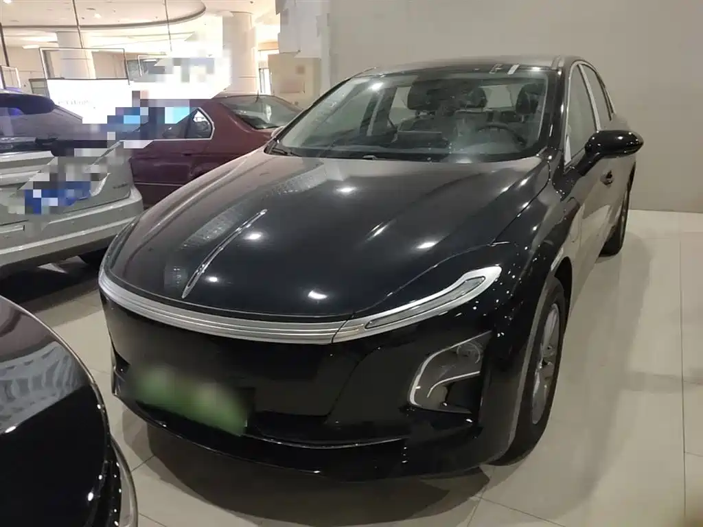 Hongqi E-QM5 2025 500km