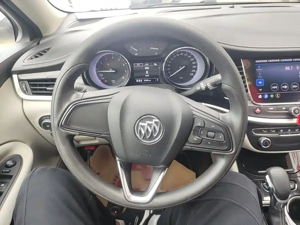 Buick Verano — миниатюра 11
