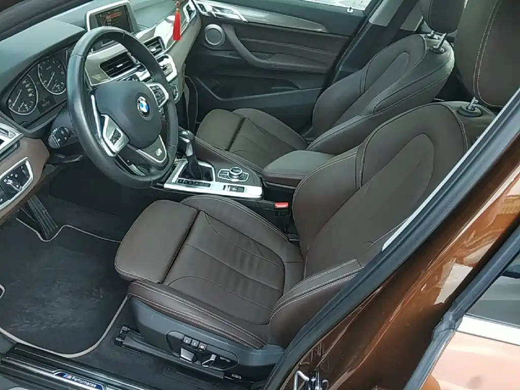 BMW X1 — миниатюра 15