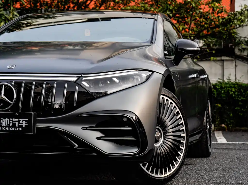 MERCEDES-BENZ EQS AMG