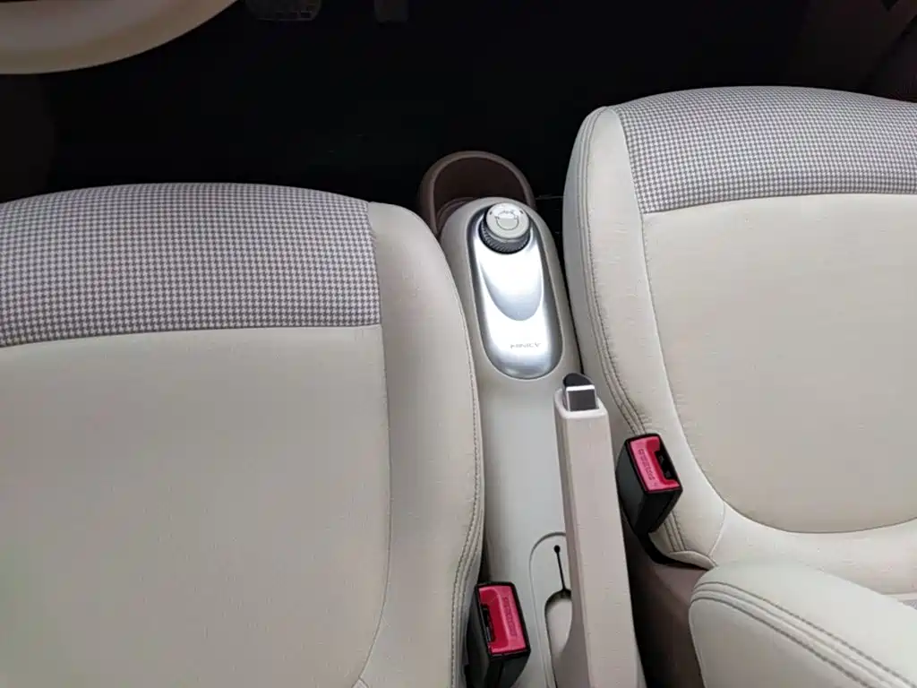 Wuling MINIEV — миниатюра 14