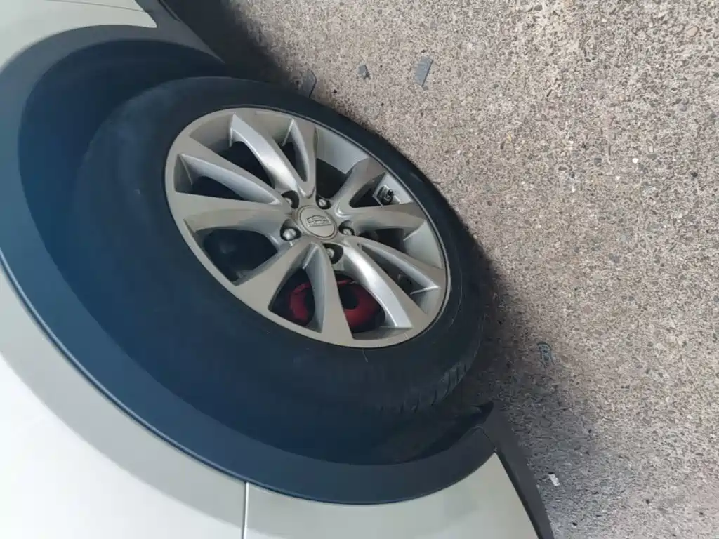 Geely Emgrand GS — миниатюра 23