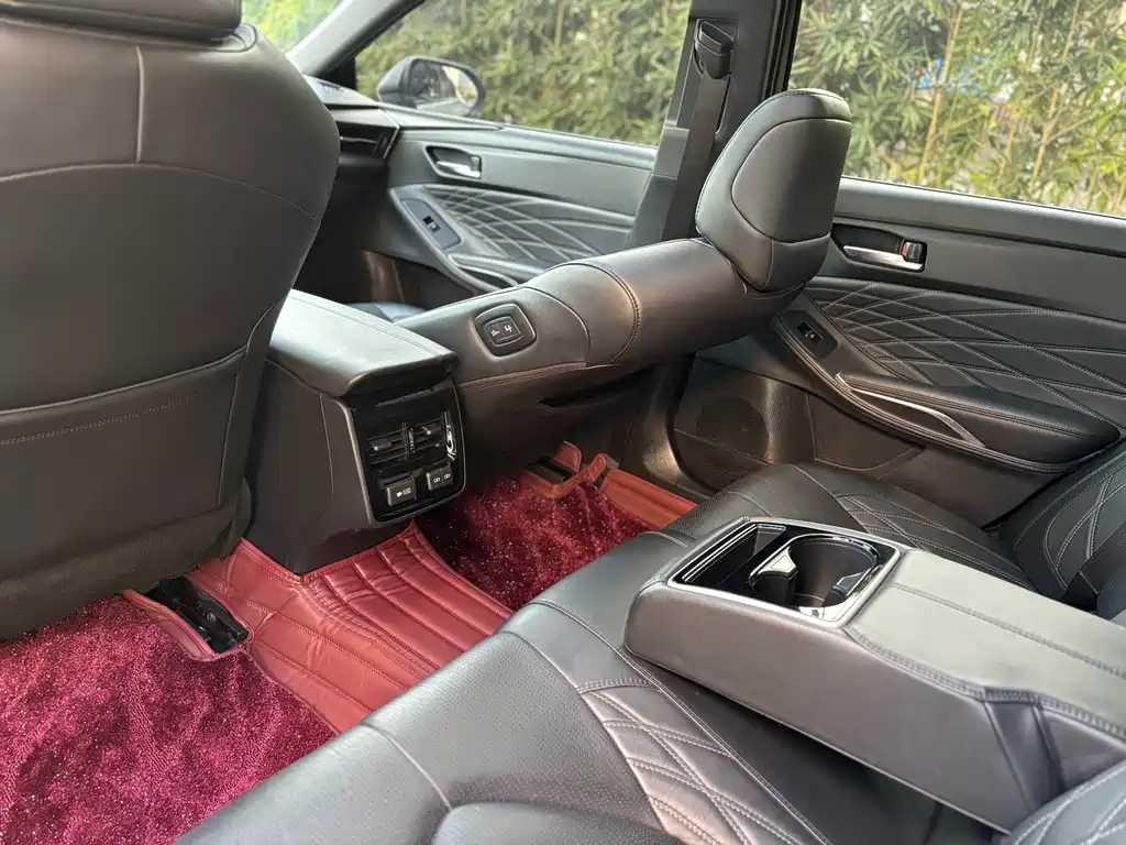 Toyota Avalon — миниатюра 12