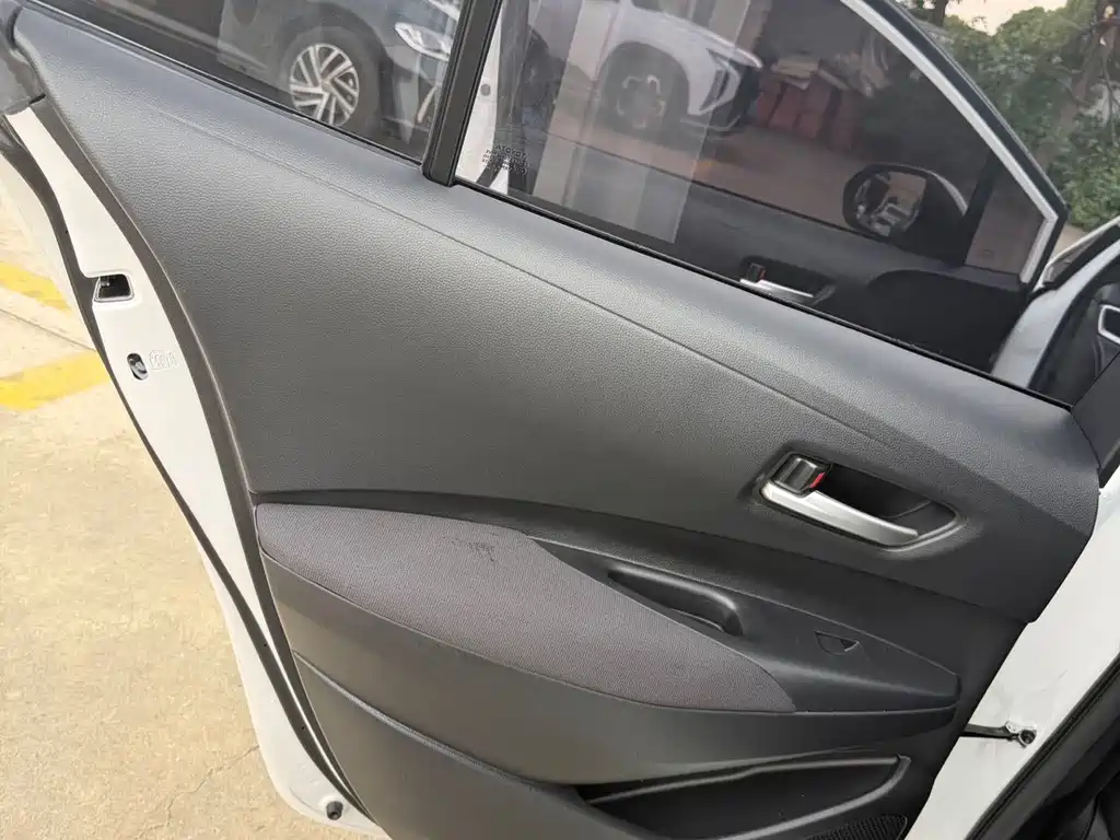 Toyota Corolla — миниатюра 16