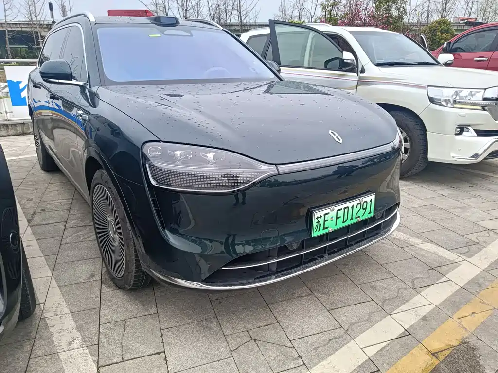 AITO ASK THE WORLD M9