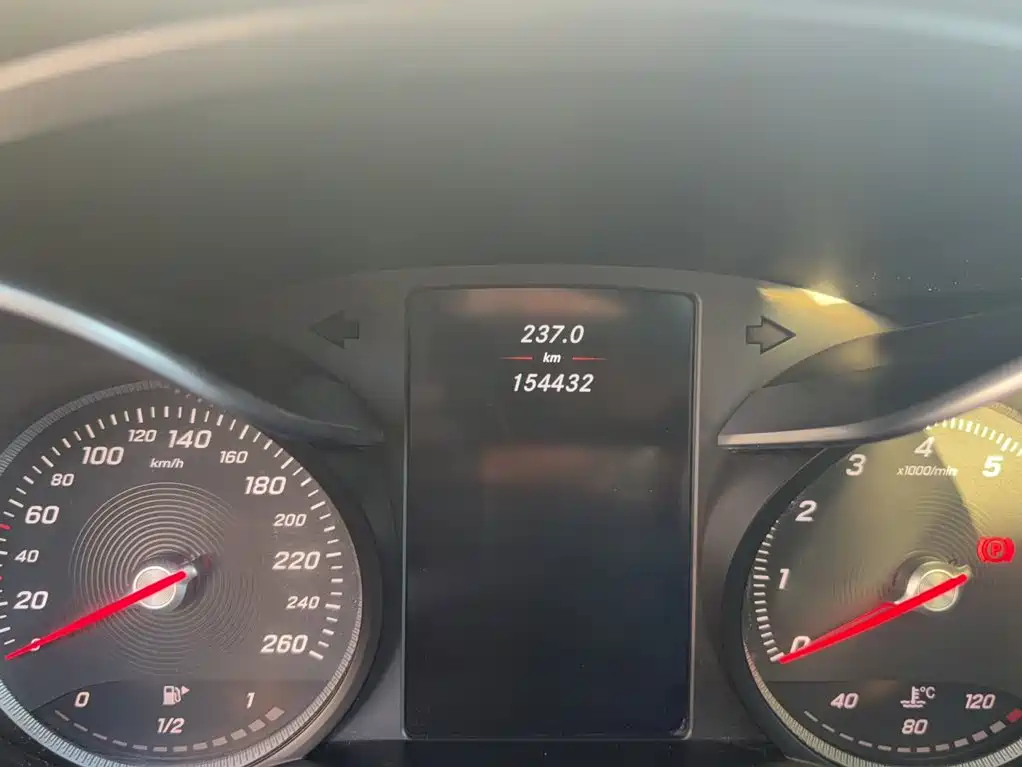 Mercedes-Benz C-Class — миниатюра 11