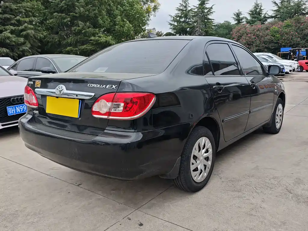 Toyota Corolla — миниатюра 14