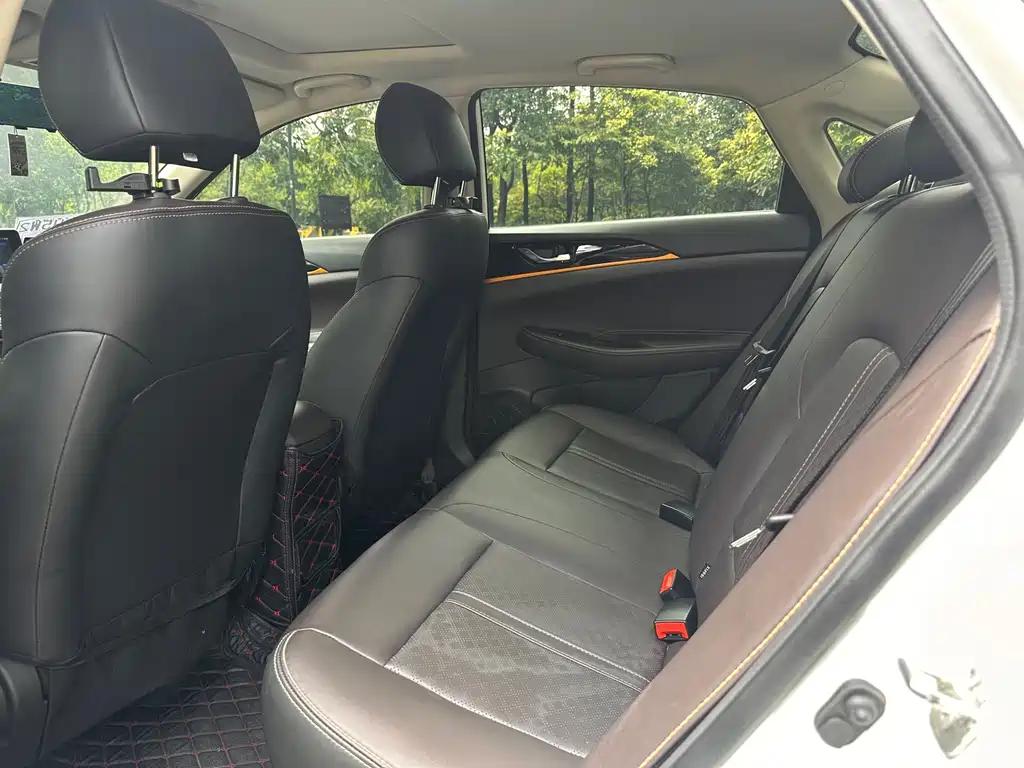 Changan Eado DT — миниатюра 11