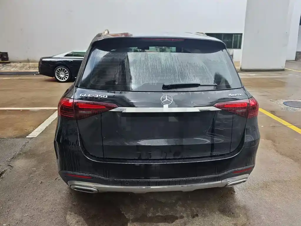 Mercedes-Benz GLE (Import) — миниатюра 12