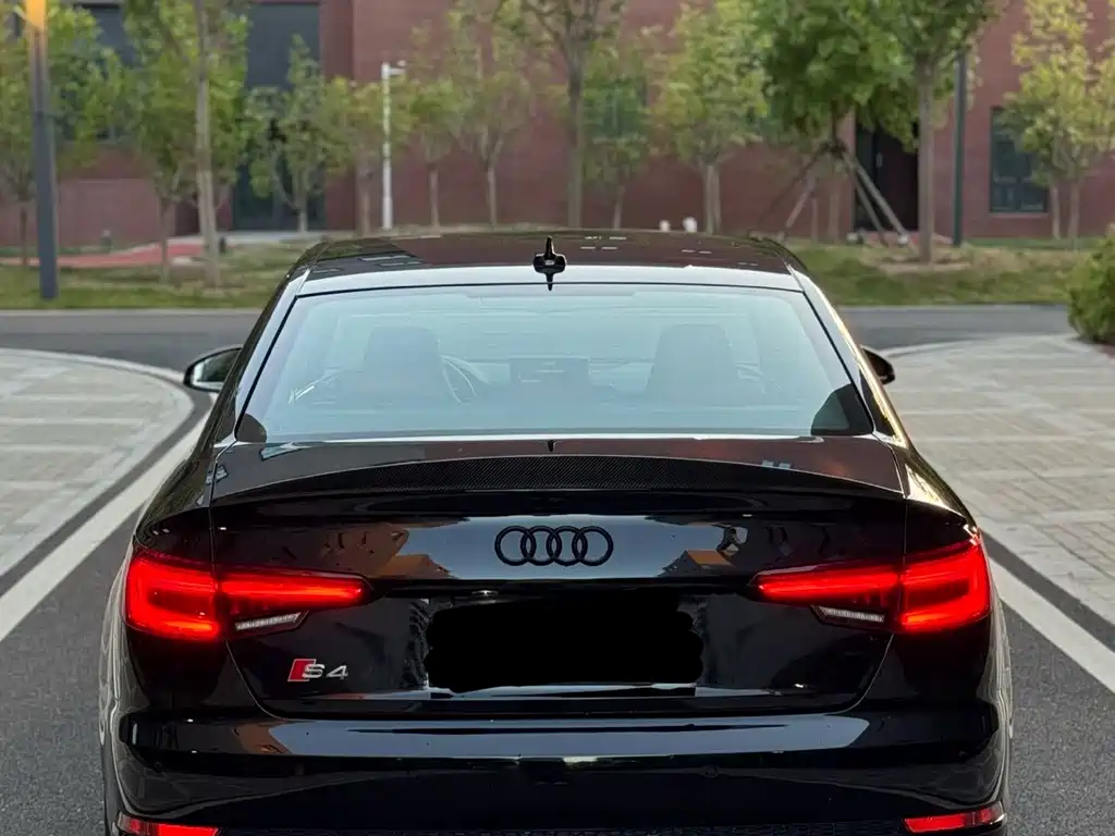Audi S4 — миниатюра 5