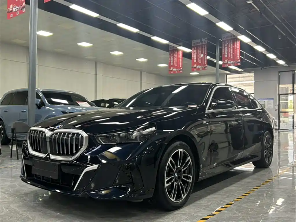 BMW 5 Series 2024