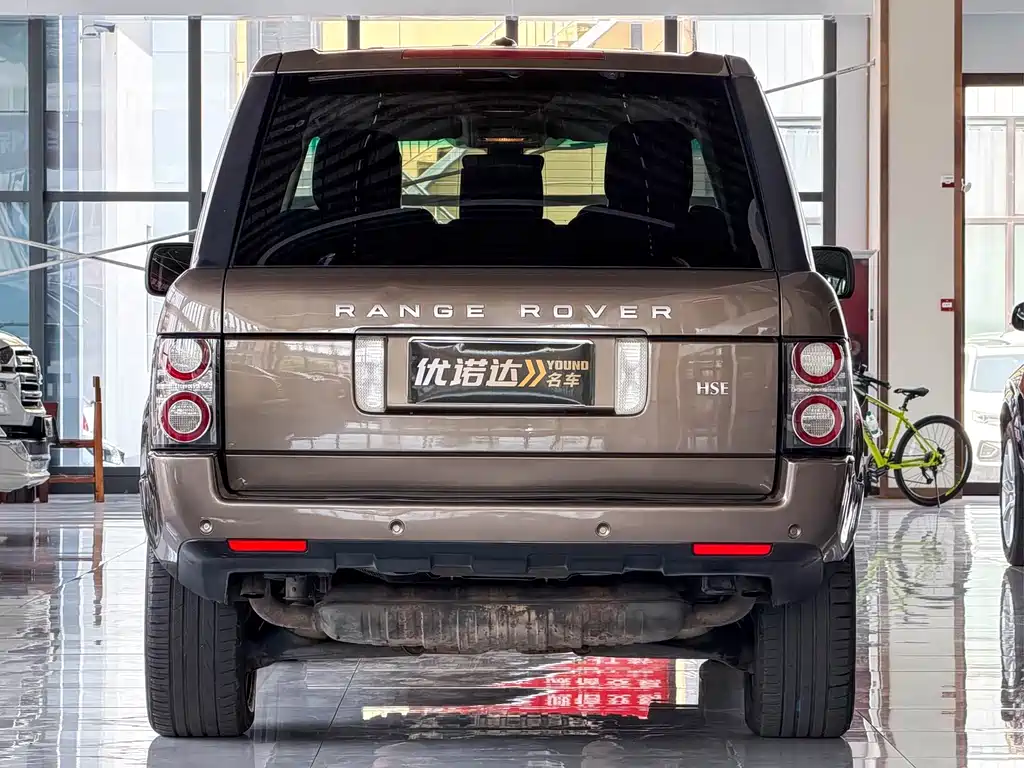 Land Rover Range Rover — миниатюра 4