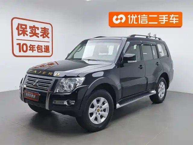 MITSUBISHI PAJERO 2019