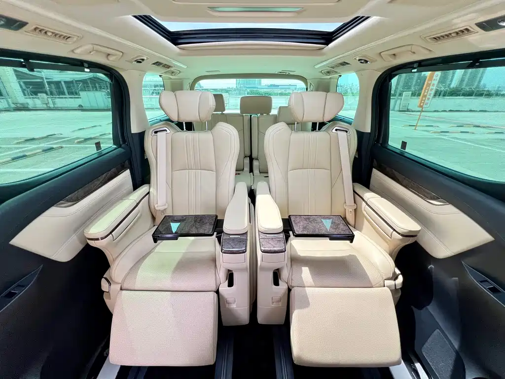 Toyota Alphard 2021 2.5L Luxury