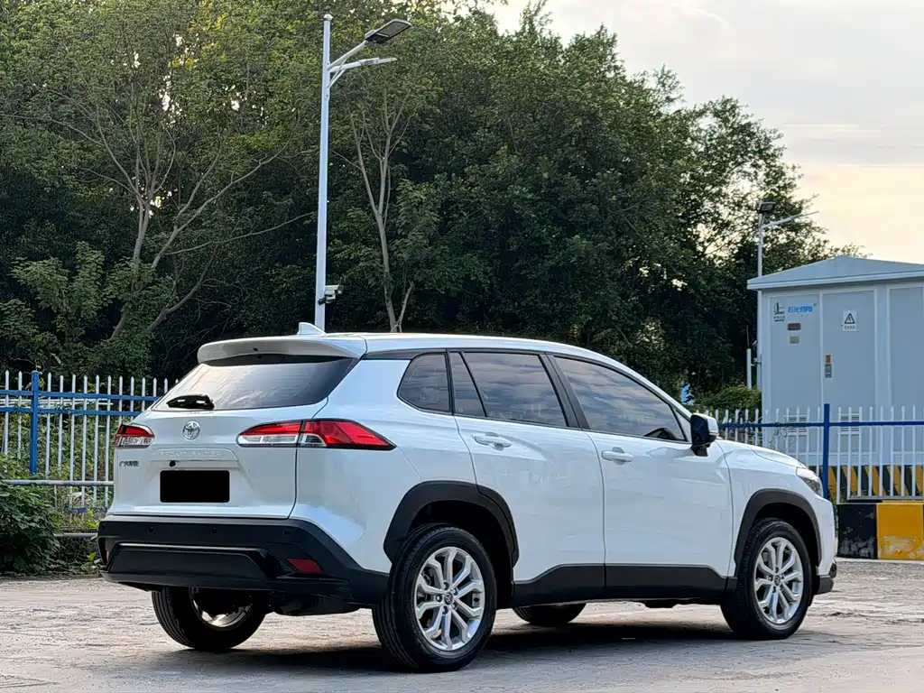 Toyota Frontlander — миниатюра 14