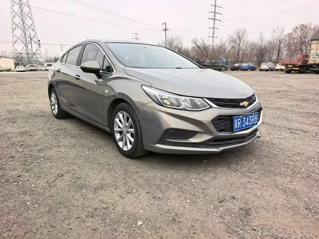 CHEVROLET CRUZE