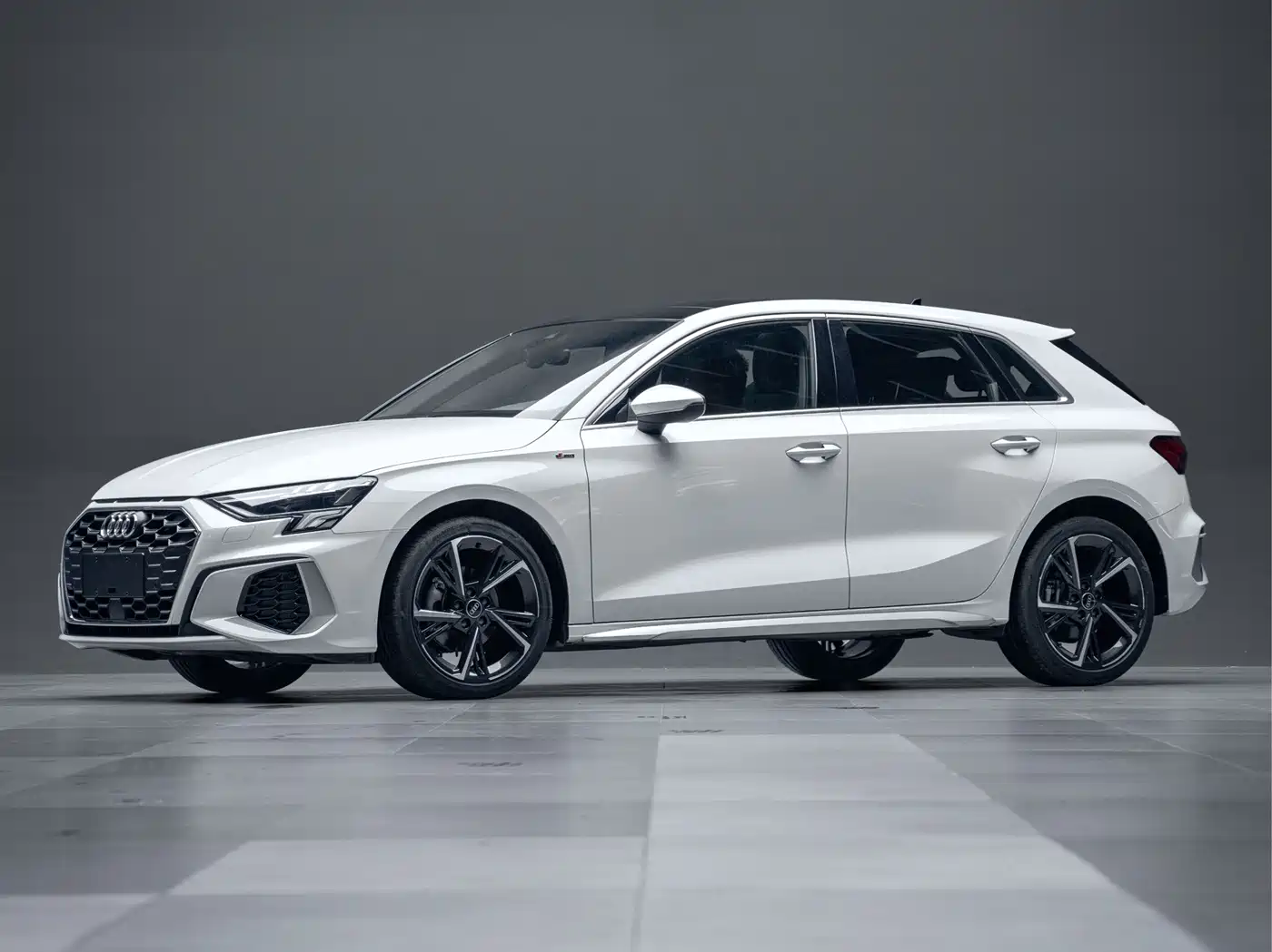 奥迪A3 2023款 Sportback 35 TFSI 时尚运动型 2022