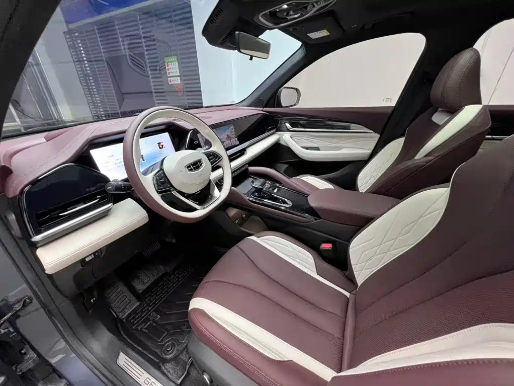 Geely Xingyue L — миниатюра 3