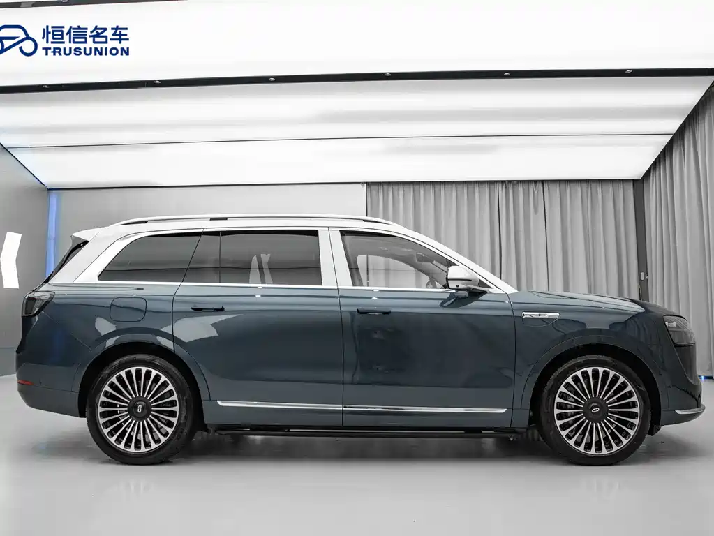 AITO ASK THE WORLD M9