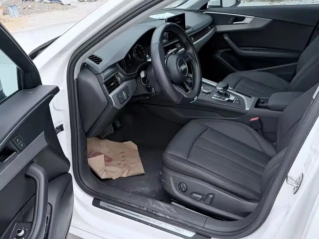 Audi A4L 2018 30 40 TFSI Fashion