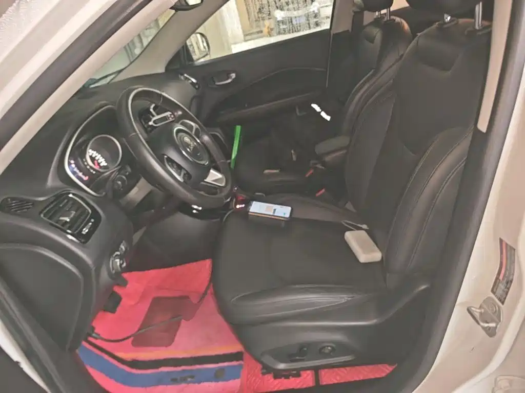 Jeep Compass — миниатюра 15