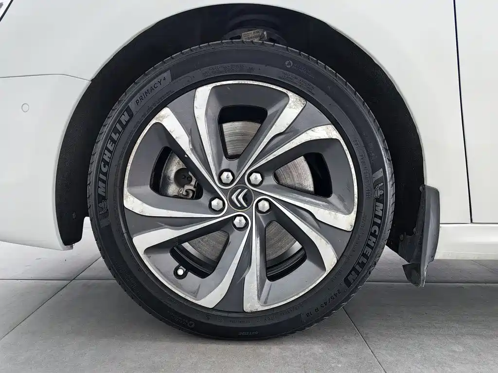 Citroen C6 — миниатюра 17
