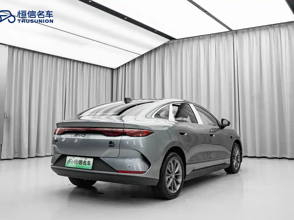 BYD QIN L