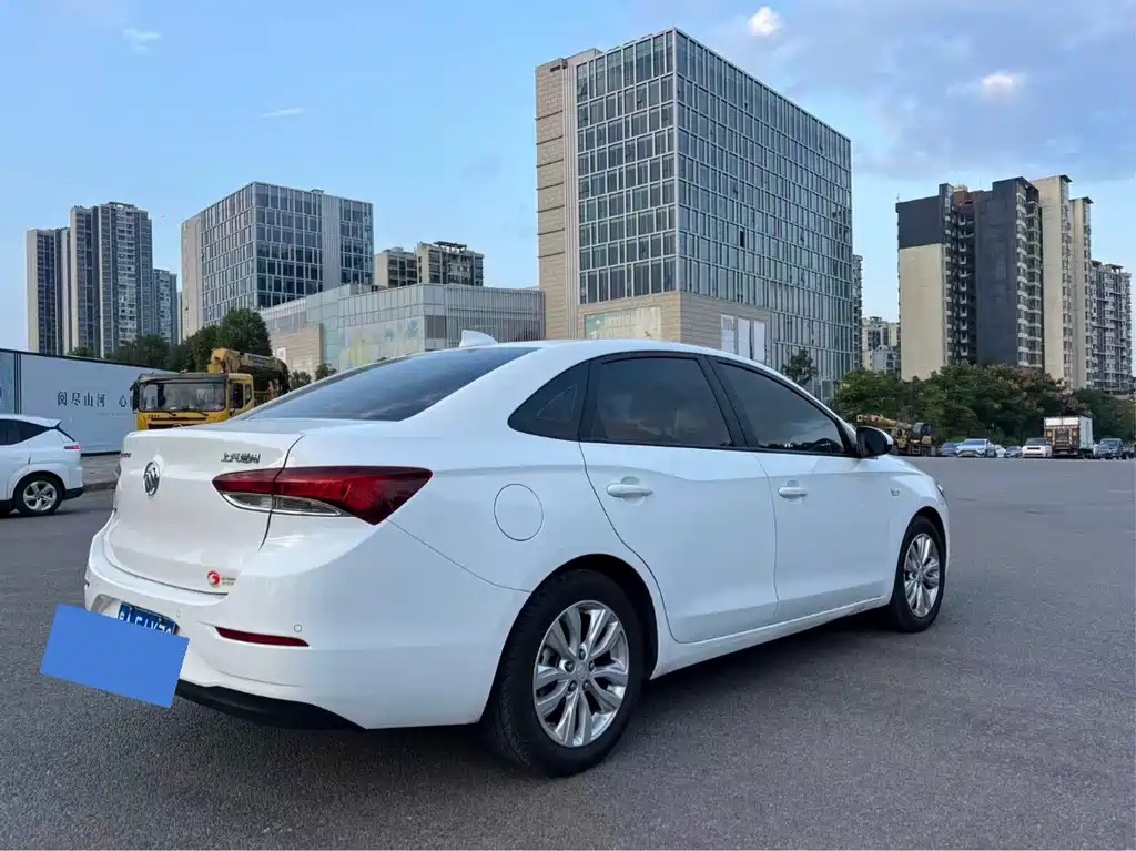 Buick Excelle — миниатюра 7