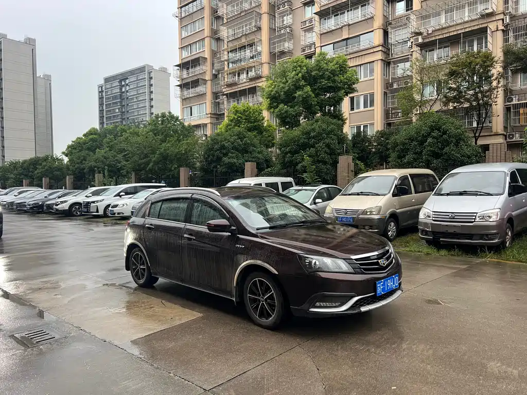 Geely Emgrand — миниатюра 4
