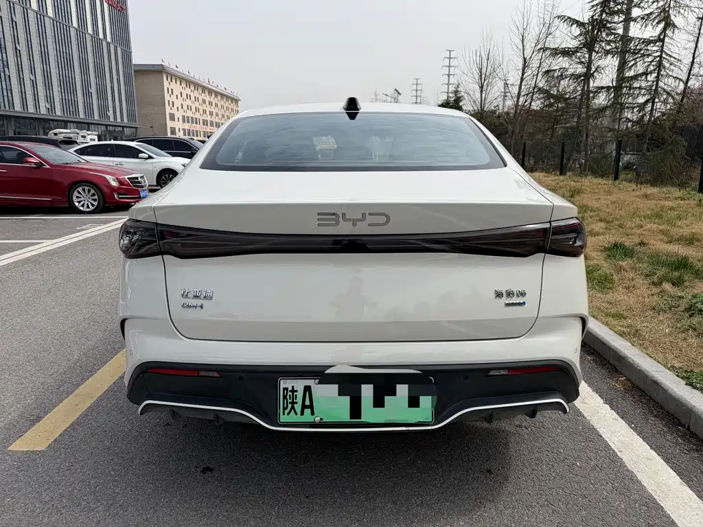 BYD SEAL 06 NEW ENERGY