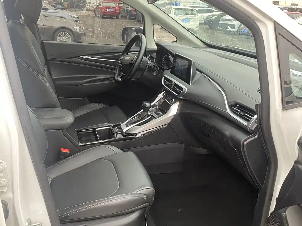 SAIC MAXUS CHASE G50