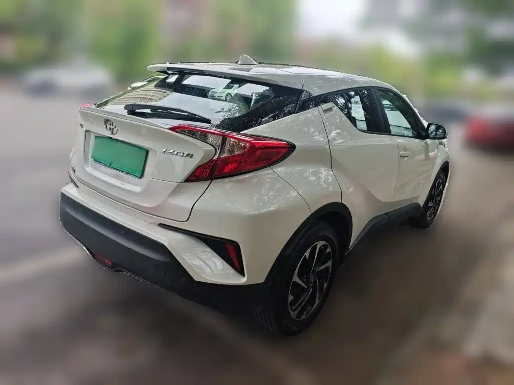 Toyota IZOA — миниатюра 4