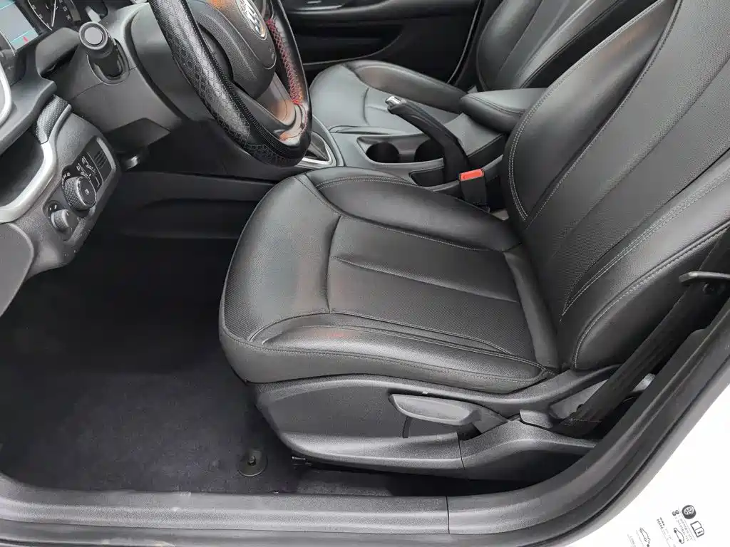 Buick Excelle — миниатюра 20
