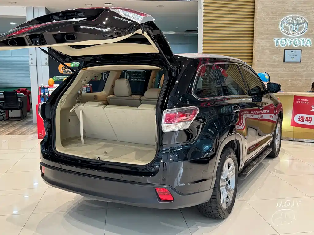 Toyota Highlander — миниатюра 21