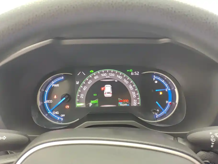 Toyota RAV4 — миниатюра 14
