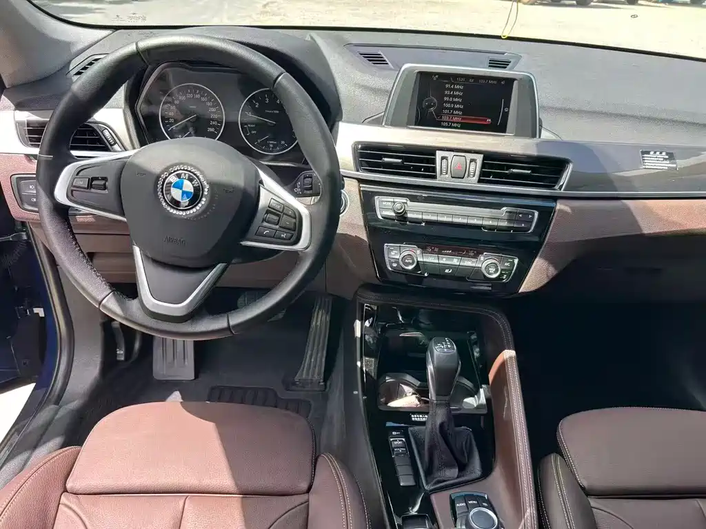 BMW X1 — миниатюра 7