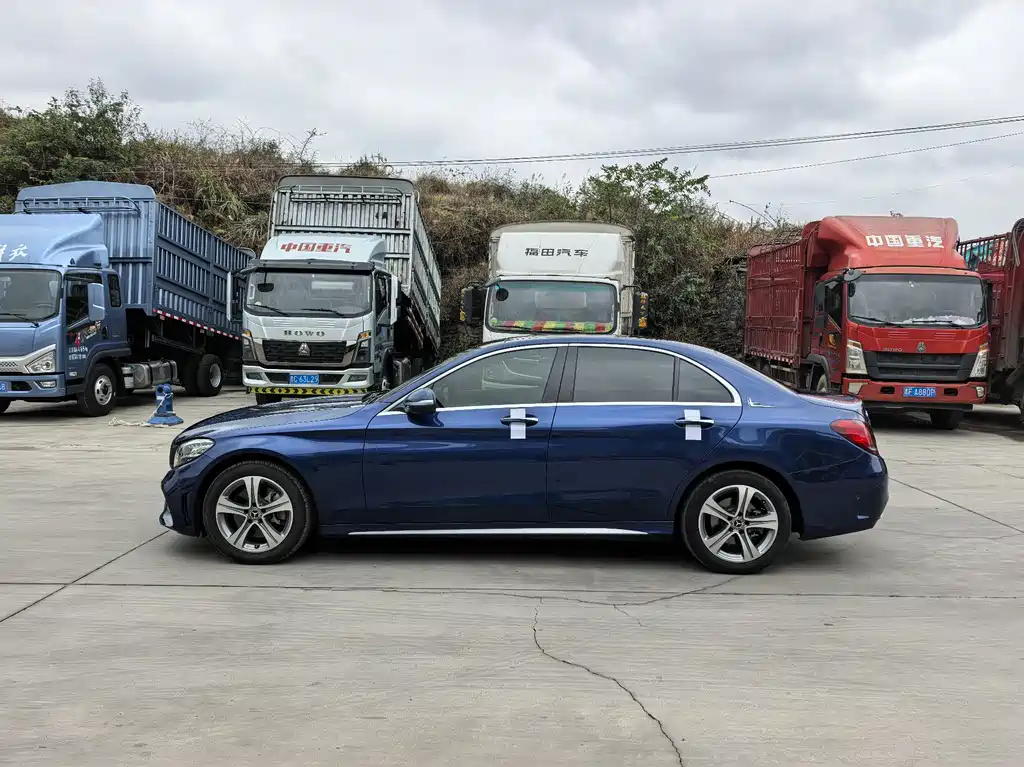 MERCEDES-BENZ C CLASS