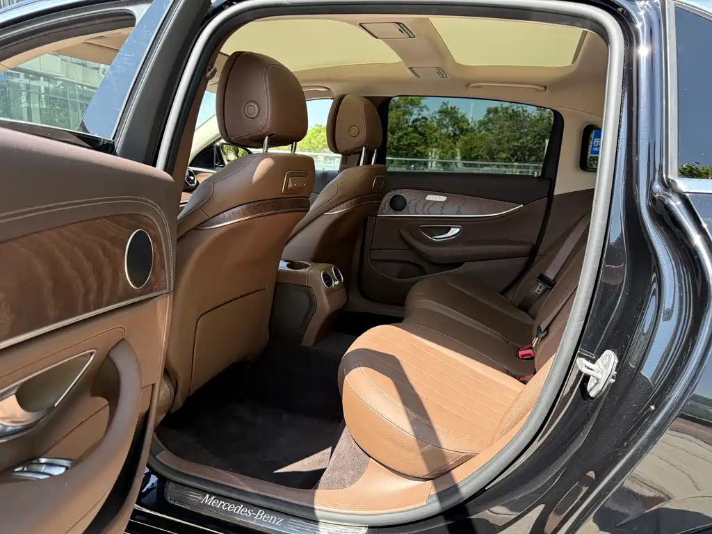 Mercedes-Benz E-Class E 2020 E 300 L Fashion