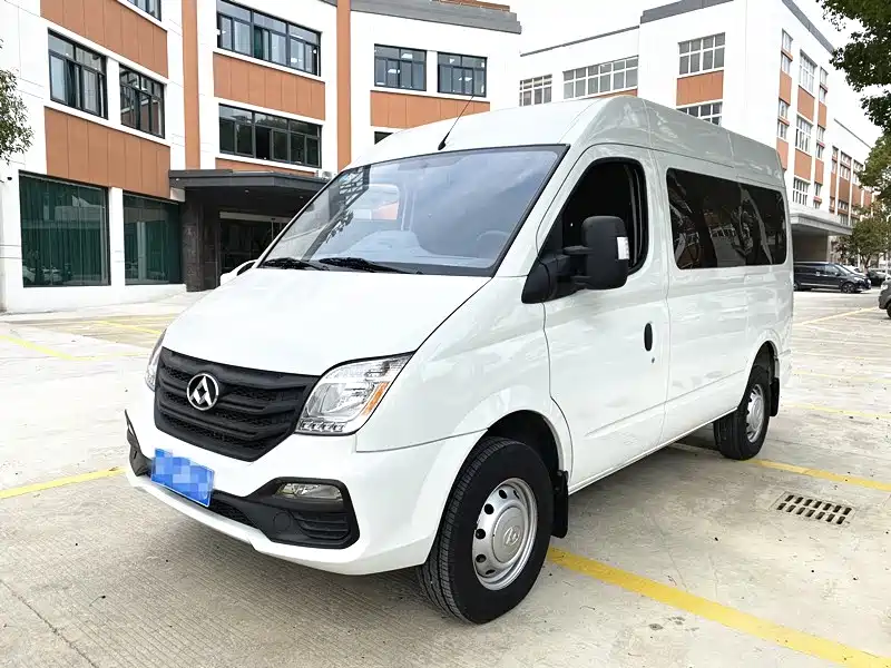 MAXUS V80