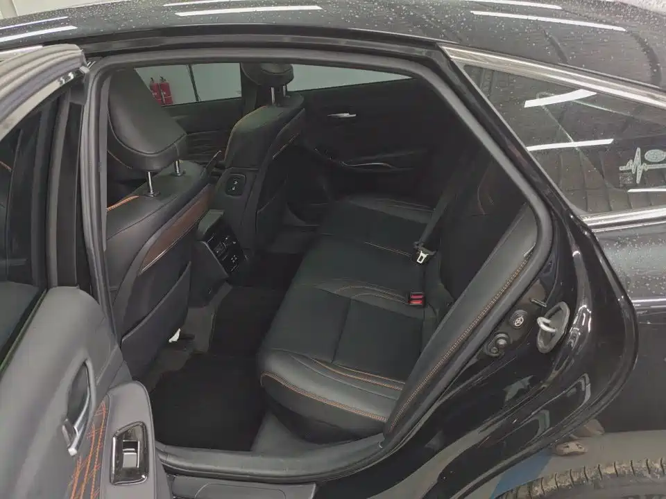 Toyota Avalon — миниатюра 8