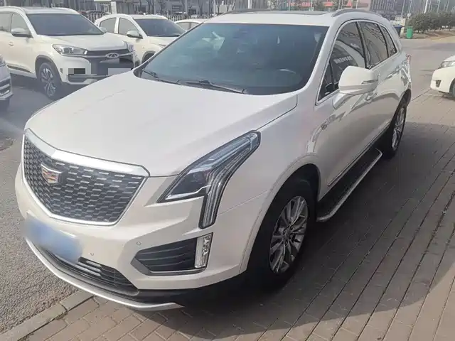 CADILLAC XT5