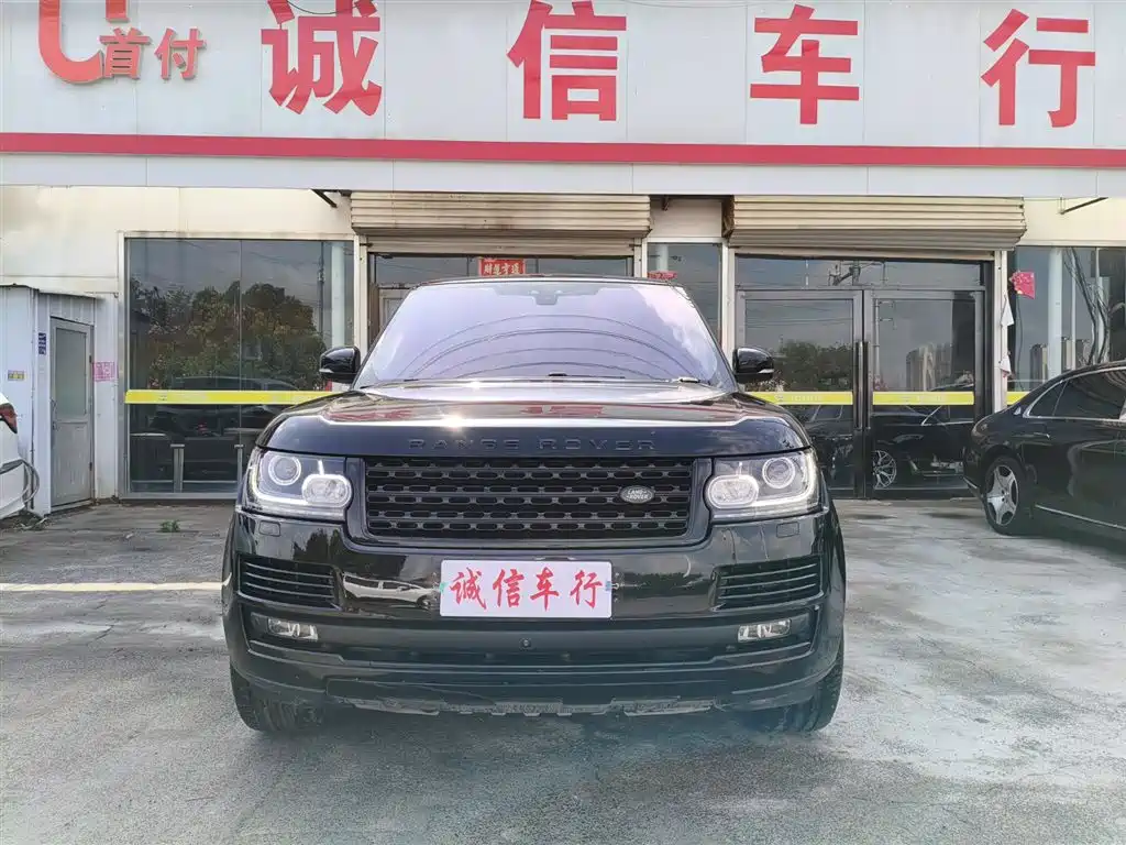Land Rover Range Rover 2015 3.0 TDV6 Vogue SE Long Wheelbase