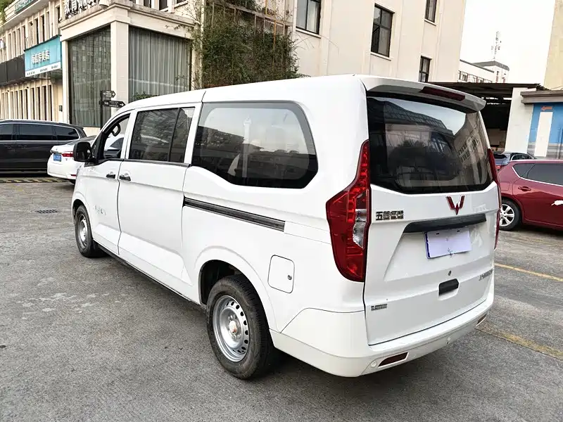Wuling Zhengcheng Classic — миниатюра 4