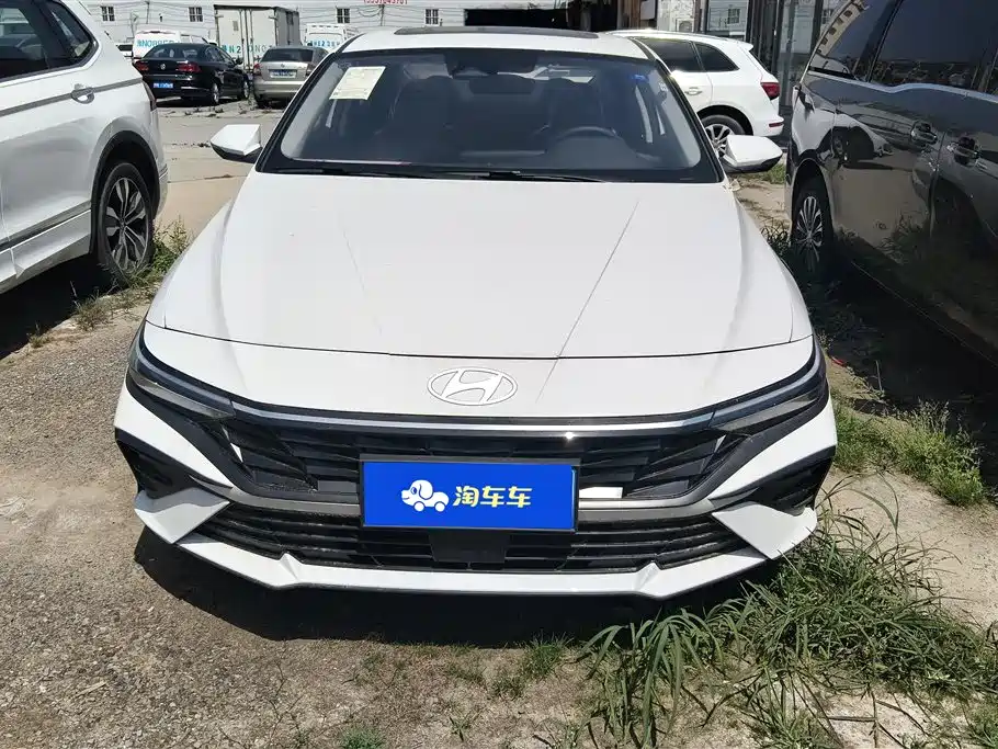 Hyundai Elantra 2023 1.5L CVT GLX Elite