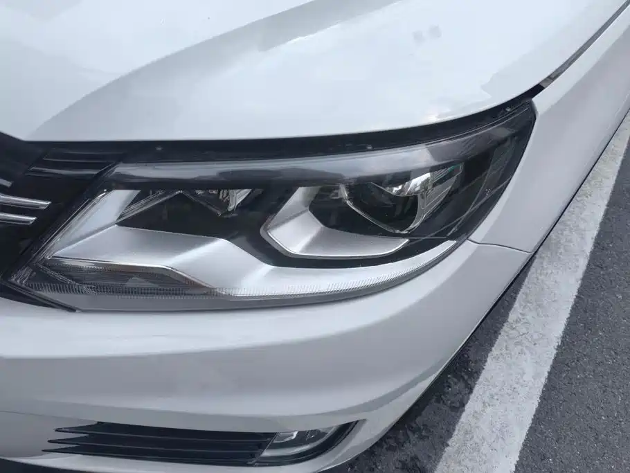 Volkswagen Tiguan — миниатюра 5