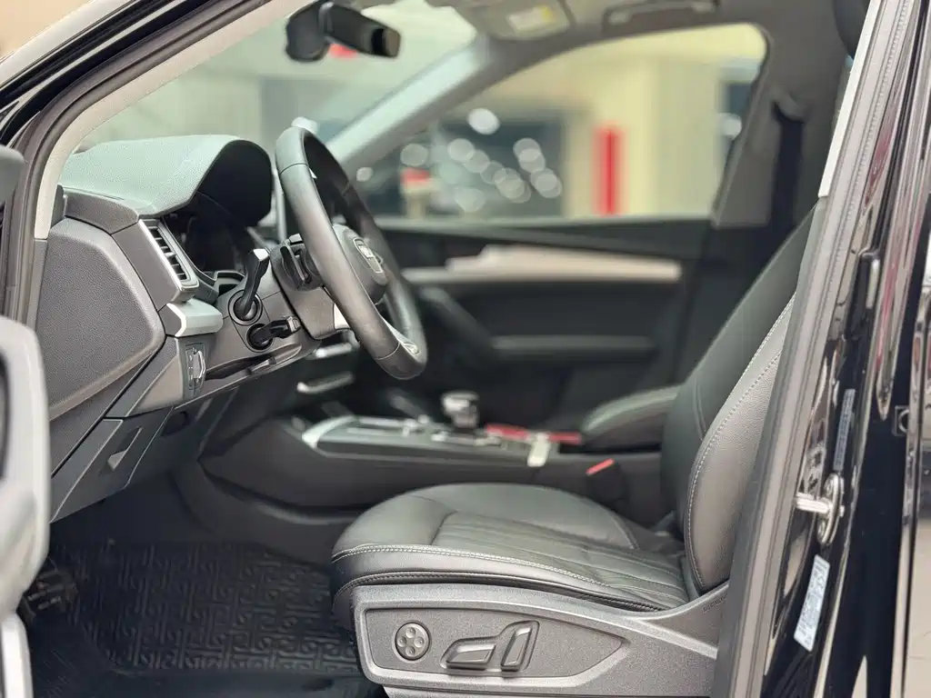 Audi Q5L — миниатюра 4