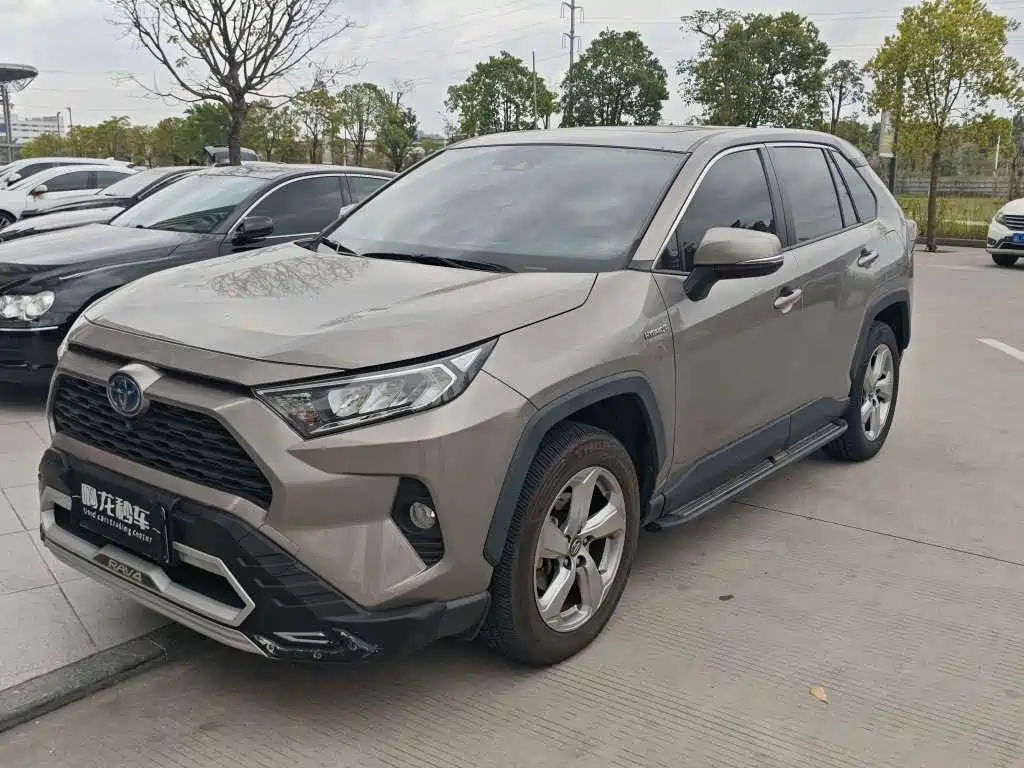 TOYOTA RAV4 RONGFANG