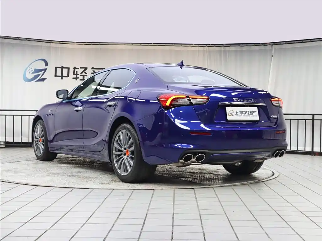 Maserati Ghibli 2023 2.0T GT