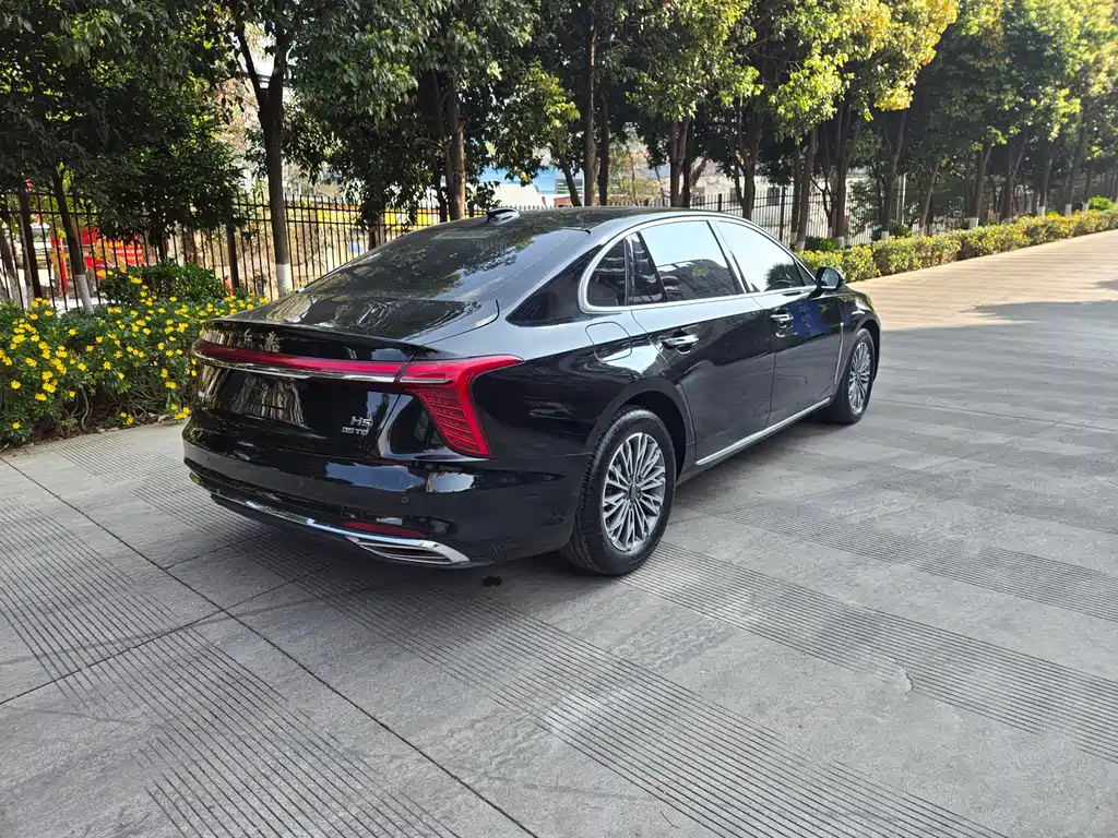 Hongqi H5 2023 1.5T DCT