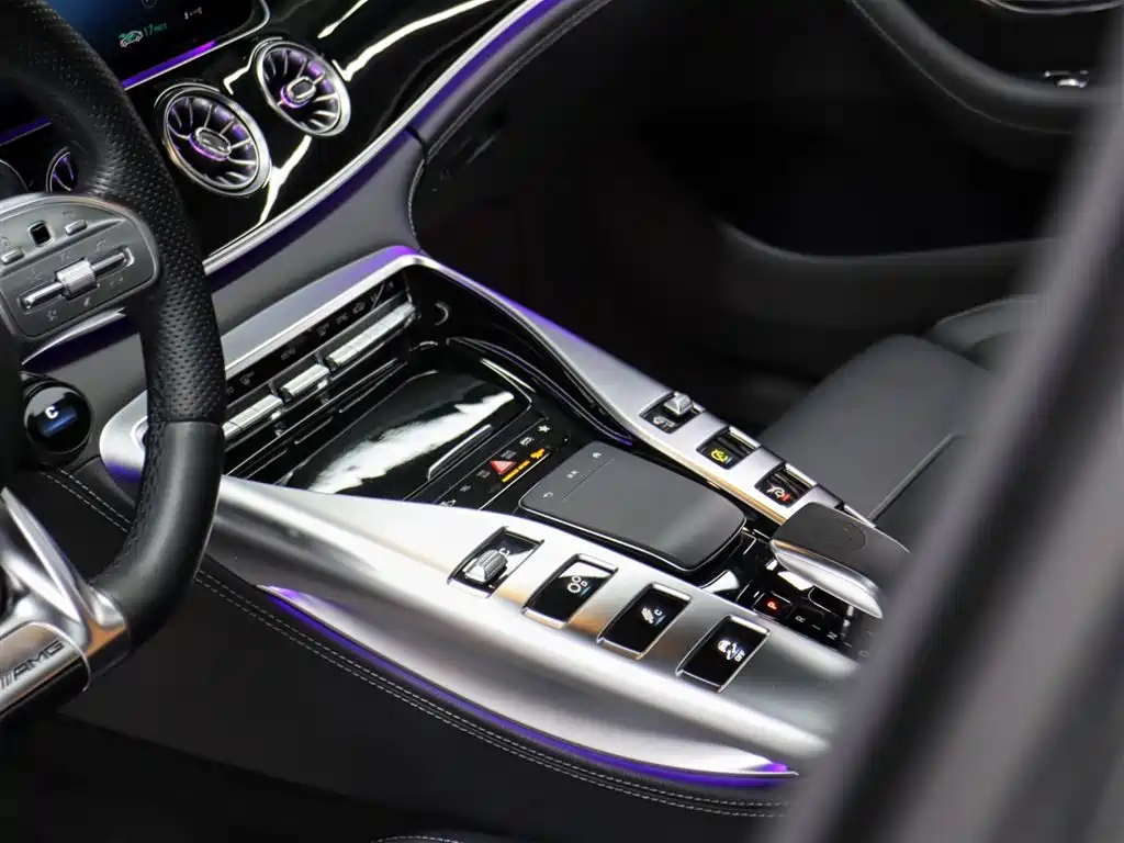 MERCEDES-BENZ AMG GT